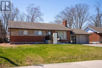 28 Dale Ave in Hamilton, ON - Building Photo - Building Photo