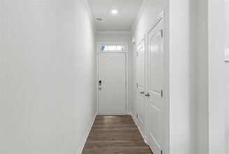 2173 Blue Monarch Dr in Buford, GA - Building Photo - Building Photo