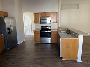 4604 Ramshead Dr in Valrico, FL - Building Photo - Building Photo