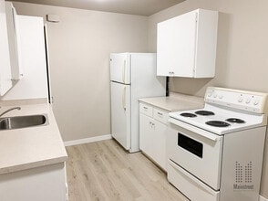 Courtenay Riverway Apartments in Courtenay, BC - Building Photo - Building Photo