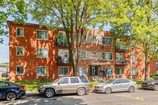 5755 De Louisbourg Rue in Montréal, QC - Building Photo