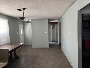 1214 Martin Luther King Dr in Livingston, TX - Building Photo - Building Photo