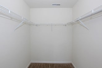 Willowbrook Terrace Apartments in Niskayuna, NY - Building Photo - Interior Photo