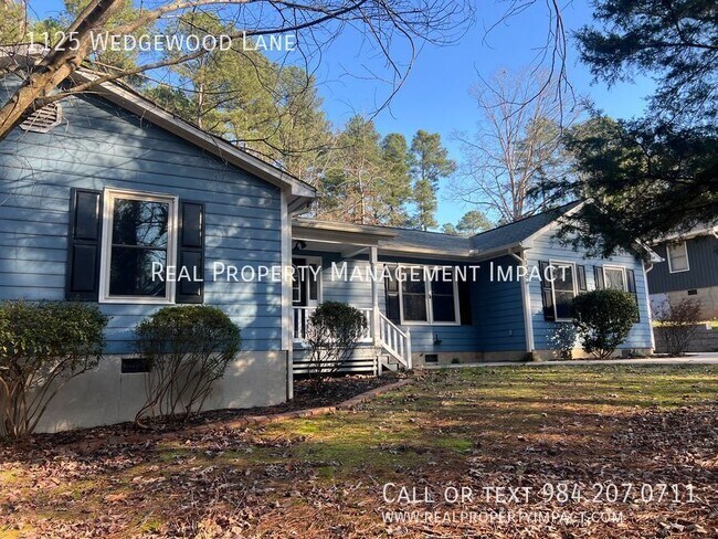 1125 Wedgewood Ln in Durham, NC - Building Photo - Building Photo