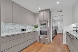 1812 Linda Vista Ave in Pasadena, CA - Building Photo - Building Photo