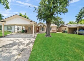 1411 Pleasantville Dr in Houston, TX - Building Photo