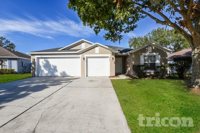 property at 3247 Amberley Park Cir