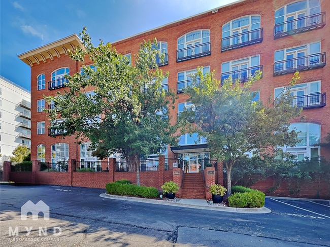 property at 200 S Dawson St