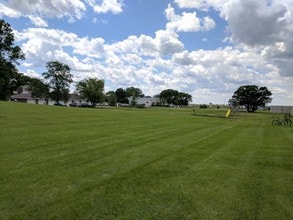 Park South Apartments in Alexandria, MN - Building Photo - Building Photo