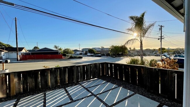 301 Atlantic City Ave in Grover Beach, CA - Building Photo - Building Photo
