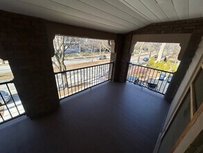 3204 N Humboldt Blvd, Unit 3206 in Milwaukee, WI - Foto de edificio - Building Photo