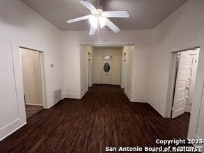 315 Baltimore Ave in San Antonio, TX - Building Photo - Building Photo