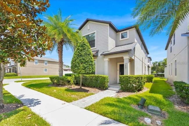 7401 Ella Ln