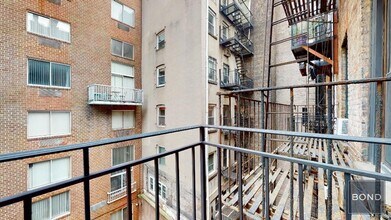 219 E 23rd St in New York, NY - Building Photo - Building Photo