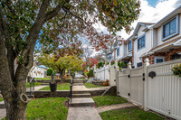 Four Brothers Condos in Staten Island, NY - Building Photo - Building Photo