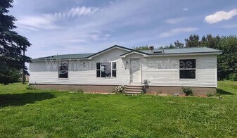 120 Evergreen St in Raritan, IL - Building Photo