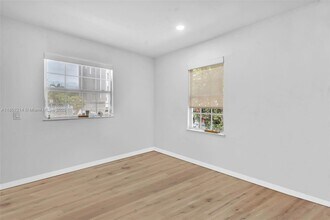 7734 Abbott Ave in Miami Beach, FL - Building Photo - Building Photo