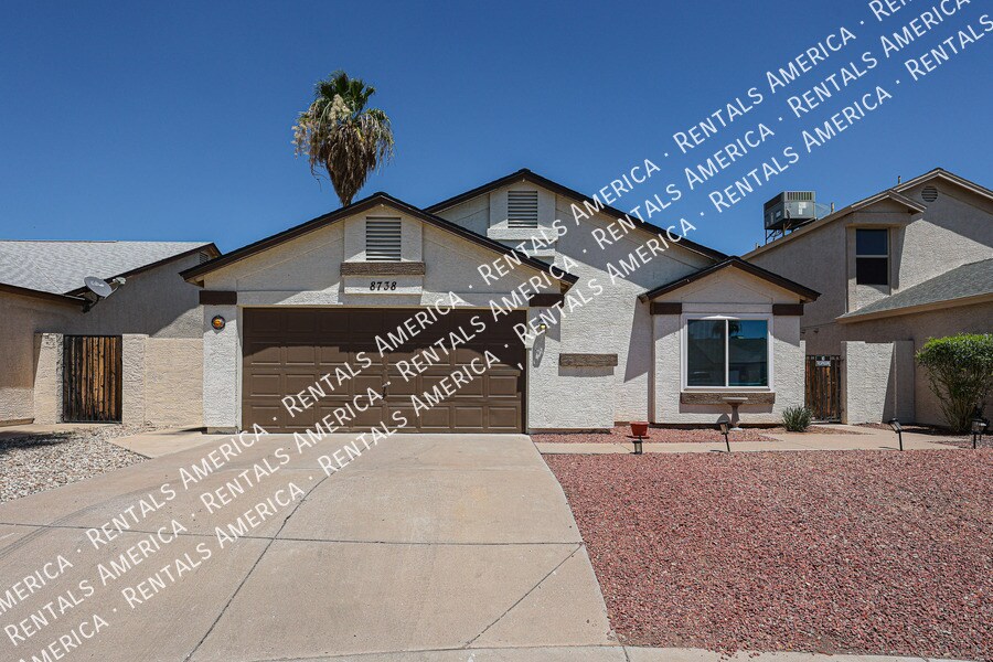 8738 W Athens St in Peoria, AZ - Building Photo