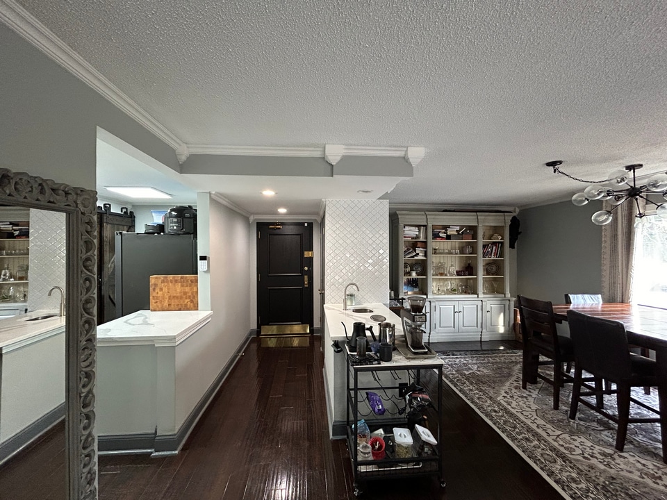 6101 Edsall Rd, Unit Edsall Road in Alexandria, VA - Building Photo