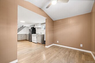 30 Bridge St in Nyack, NY - Building Photo - Building Photo