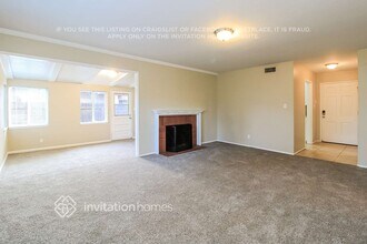 7572 South Pkwy in Sacramento, CA - Building Photo - Building Photo