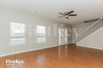 201 Prescott Ct in Newnan, GA - Building Photo - Building Photo