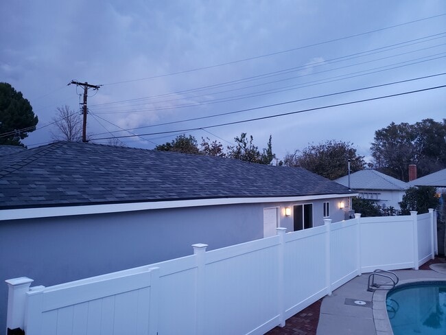 7650 Ostrom Ave in Los Angeles, CA - Building Photo - Building Photo