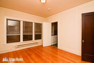 1312 Oak Ave, Unit M04H in Evanston, IL - Building Photo - Building Photo