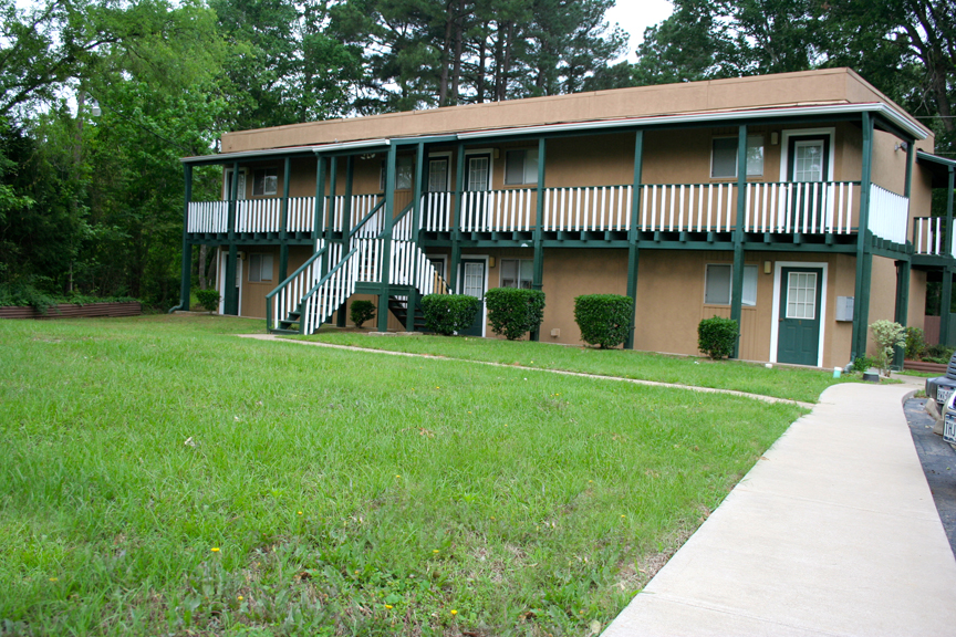 The Alcove in Tyler, TX - Building Photo