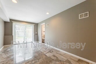 150 Pleasant Ave in Bergenfield, NJ - Building Photo - Building Photo