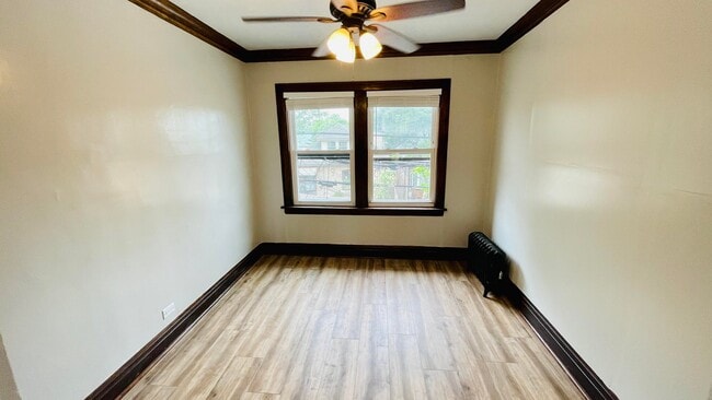 4211 N Linder Ave in Chicago, IL - Building Photo - Building Photo