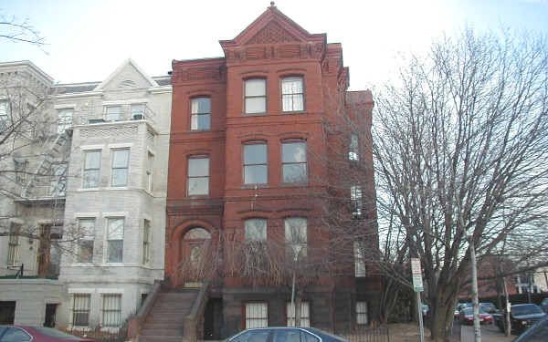 234 6th St SE in Washington, DC - Foto de edificio - Building Photo