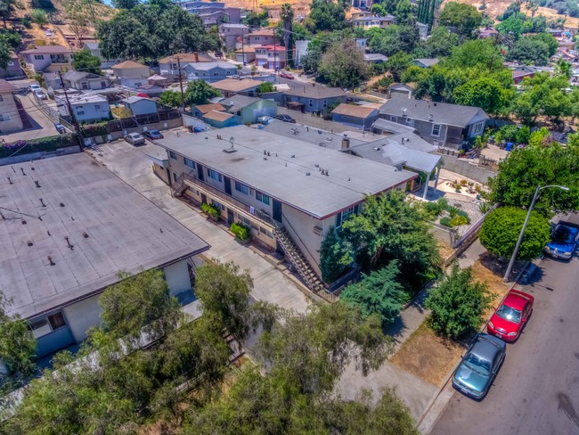 4367 Lowell Ave in Los Angeles, CA - Foto de edificio - Building Photo