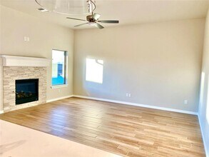 5509 Malpaso Crk Dr in Mustang, OK - Building Photo - Building Photo