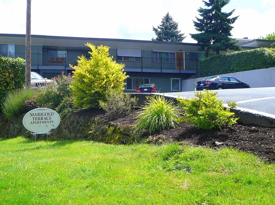 3200-3236 SW Marigold St in Portland, OR - Building Photo