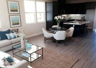 1348 Folsom Meadows Cir in Folsom, CA - Building Photo - Building Photo