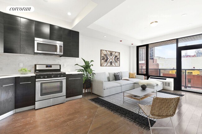 399 E 8th St in New York, NY - Building Photo - Building Photo