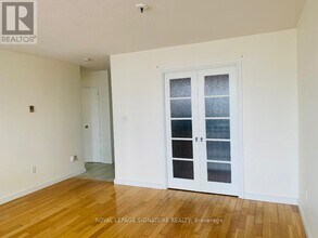 40 Homewood Ave in Toronto, ON - Building Photo - Building Photo