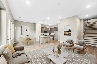 804 Dawn Meadows Dr in Houston, TX - Building Photo - Building Photo
