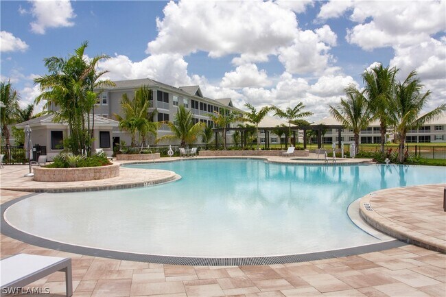 property at 244 Indies Dr E