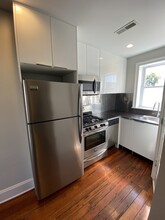 2224 Christian St, Unit 3 in Philadelphia, PA - Building Photo - Building Photo
