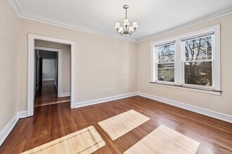 1919 W Estes Ave in Chicago, IL - Building Photo - Building Photo