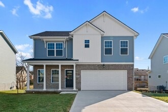 445 Friendly Ave in Nicholasville, KY - Building Photo - Building Photo