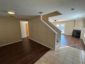 491 Whispering Hollow Dr in Kyle, TX - Building Photo - Building Photo