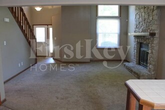 6945 Deerbrook Ct in Indianapolis, IN - Building Photo - Building Photo