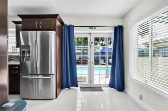 6452 Custer St in Hollywood, FL - Building Photo - Building Photo