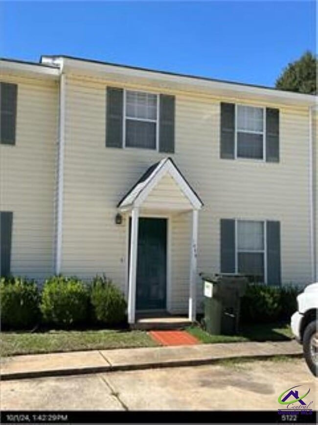 property at 1049 Keith Dr