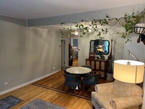 4128 N Lincoln Ave, Unit #2R in Chicago, IL - Building Photo - Building Photo