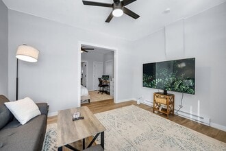 3355 Zuni St in Denver, CO - Building Photo - Building Photo