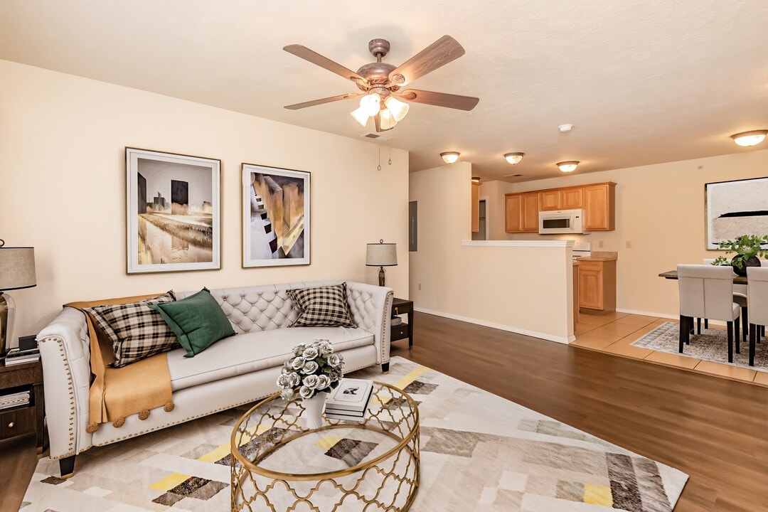 Scenic Station Apartments in Springfield, MO - Building Photo